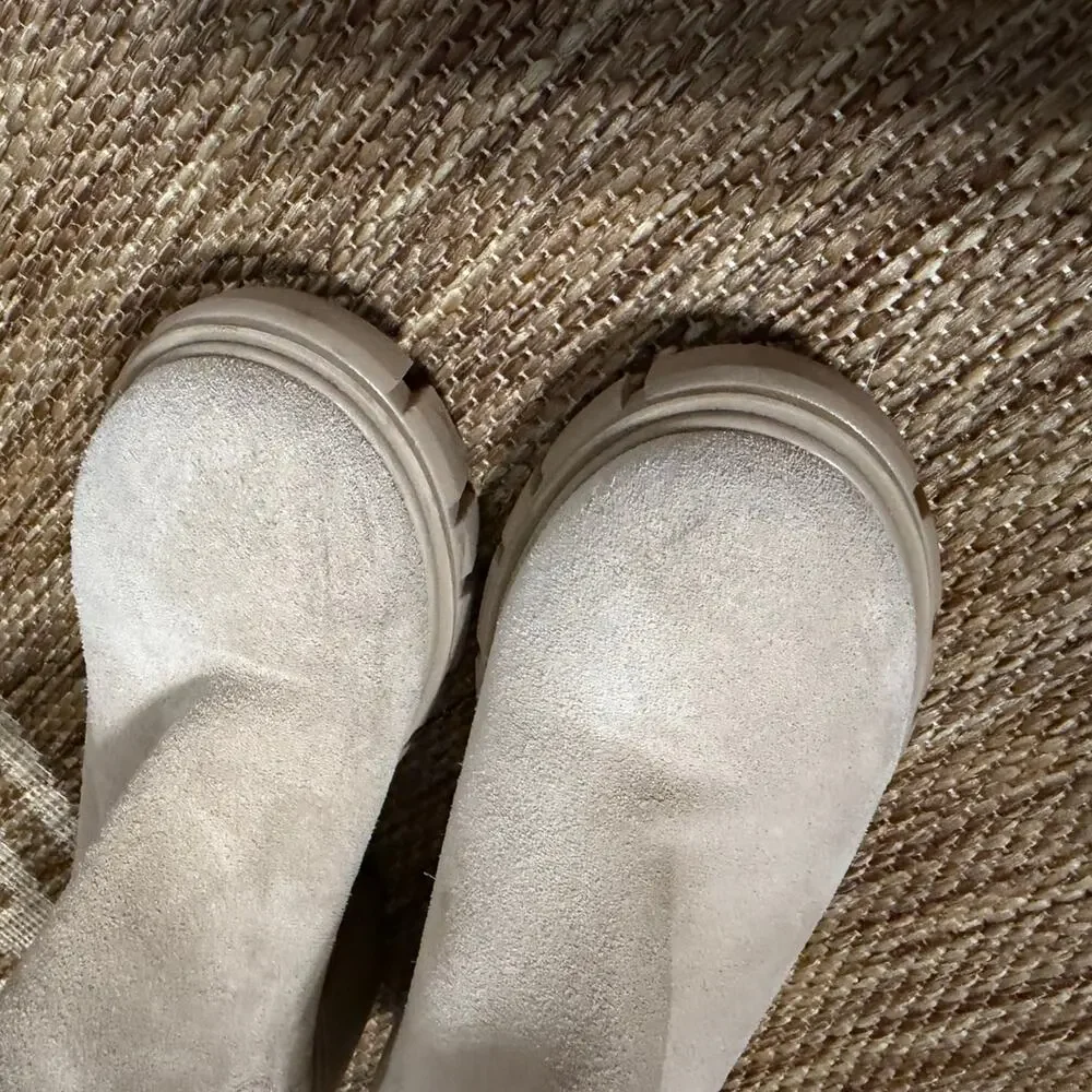 Beige Suede Chelsea Boots with ChunkyBeige Suede Chelsea Boots with Chunky Soles